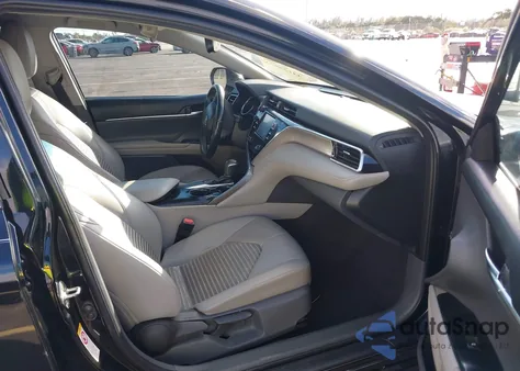 2018 Toyota Camry Se из США, поврежденный, VIN 4T1B11HK0JU145286